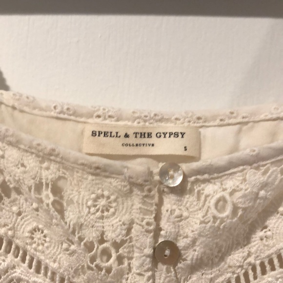Spell and the gypsy lace crop top - Picture 5 of 8